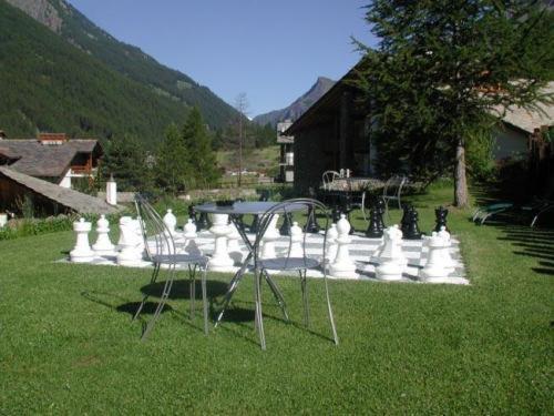 Eco Wellness Hotel Notre Maison Cogne Exterior photo